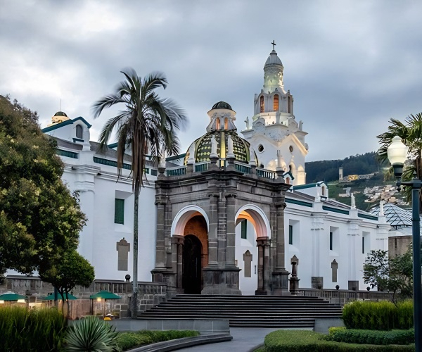 Catedral Metropolitana de la Asunción de la Virgen María de Quito, Primada del Ecuador